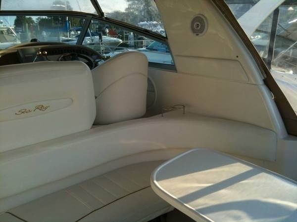 2001 Sea Ray 310 Sundancer Cruiser (Power)