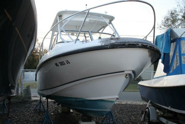 1997 Sea Ray Conquest Twenty-Three Sport Fisherman