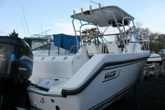 1997 Sea Ray Conquest Twenty-Three Sport Fisherman