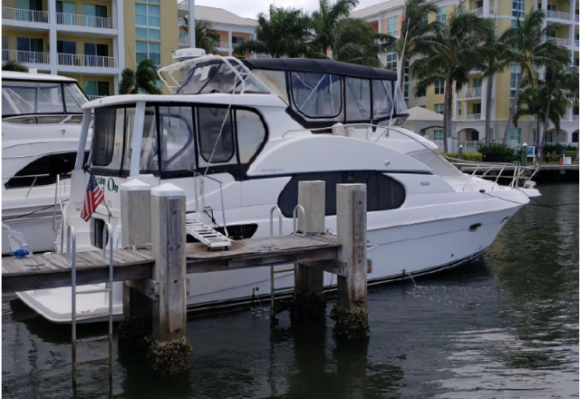 2002 Silverton 43 Motor Yacht Cruiser