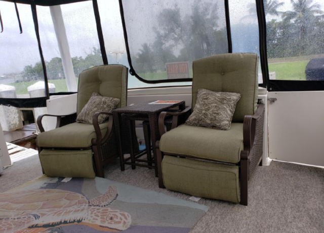 2002 Silverton 43 Motor Yacht Cruiser