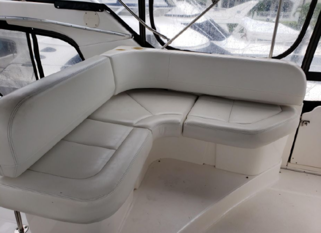 2002 Silverton 43 Motor Yacht Cruiser