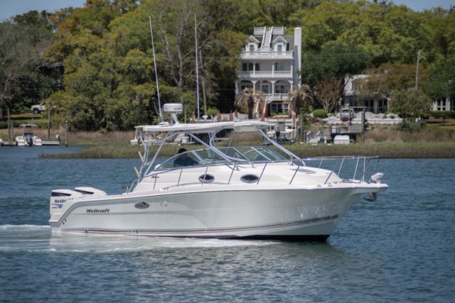 2002 Wellcraft 290 Coastal Walk Around