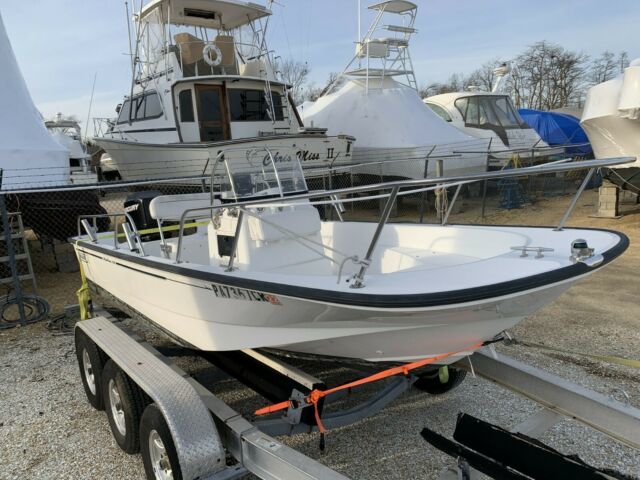 2003 Boston Whaler Center Console