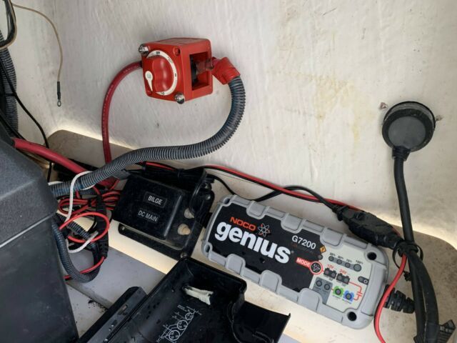 2003 Boston Whaler Center Console