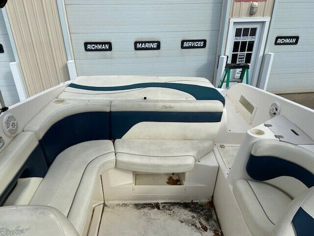 2003 Rinker 232 Captiva Bowrider
