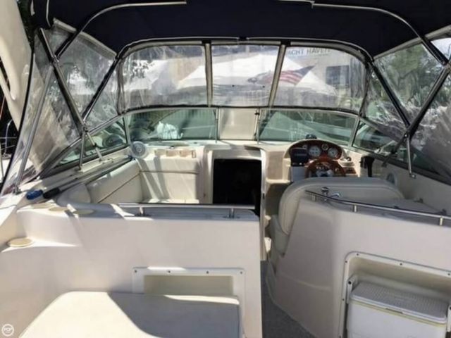 2003 Rinker 270 Fiesta Vee Cruiser (Power)