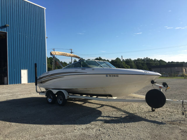 2003 Yamaha SR-230 Bowrider