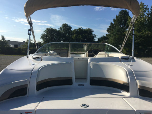 2003 Yamaha SR-230 Bowrider