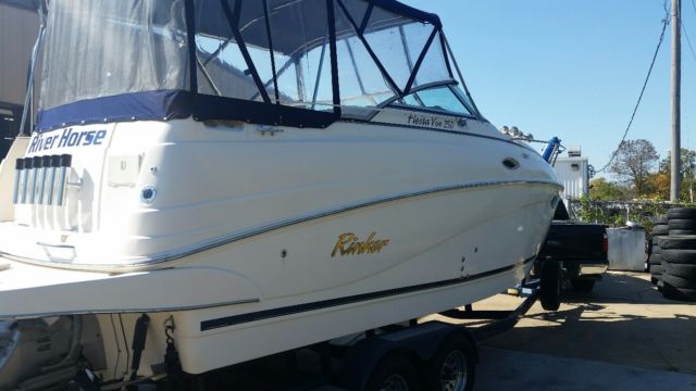 2004 Rinker Rinker Express Cruiser
