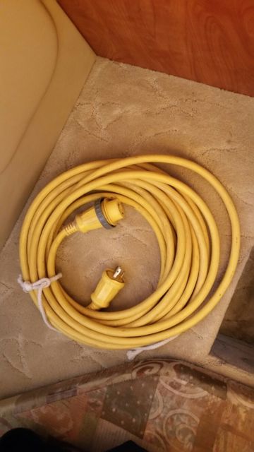 2004 Rinker Rinker Express Cruiser