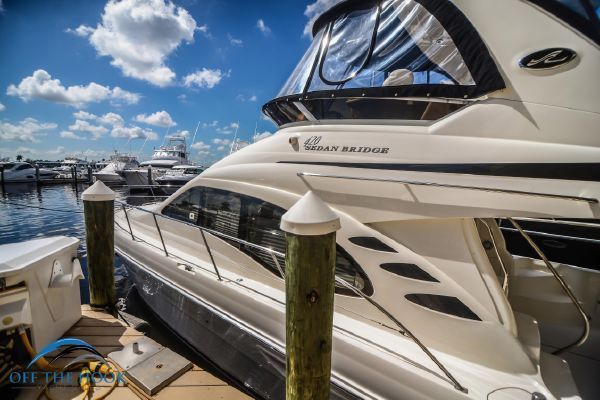 2004 Sea Ray 420 Sedan Bridge Sedan Bridge