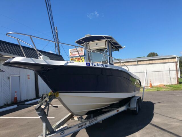 2004 Sea swirl Center Console