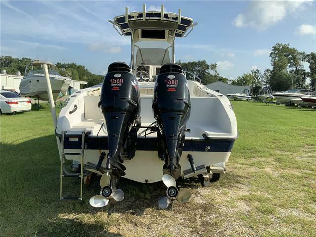 2004 Sea swirl Center Console