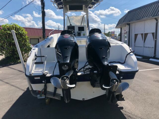 2004 Sea swirl Center Console