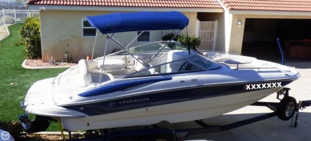 2005 Crownline 220 EX Deck