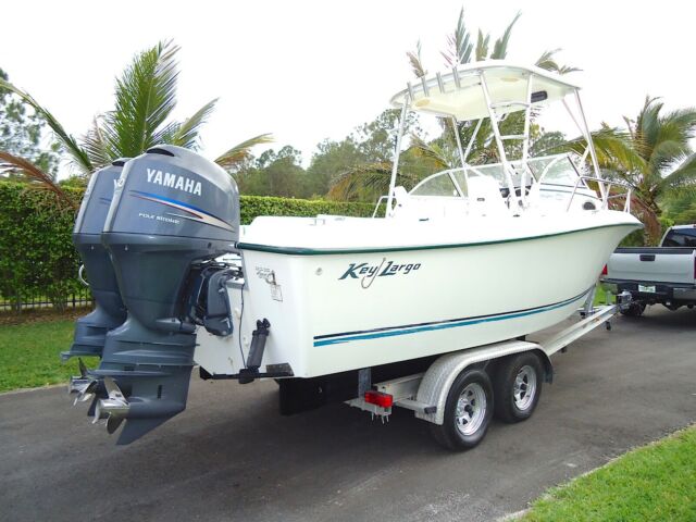 2005 Key Largo 2300WA Walk-around