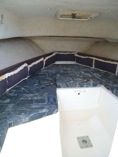 2005 Key Largo 2300WA Walk-around