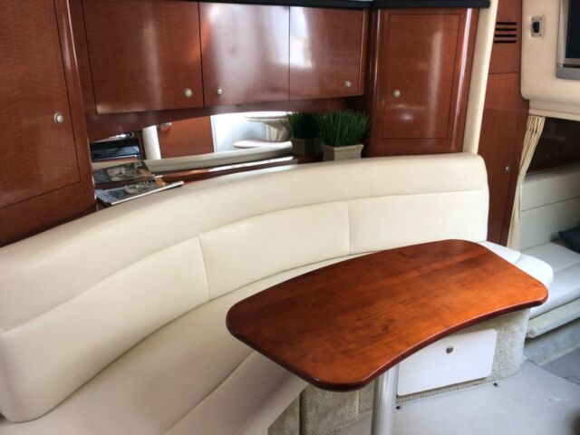 2005 Sea Ray 320 Cruiser