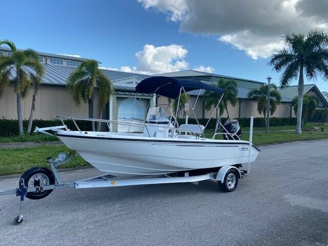 2006 Boston Whaler 180 Dauntless Fishing Boat