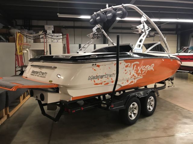 2006 MasterCraft X-Star Wakeboard/surf