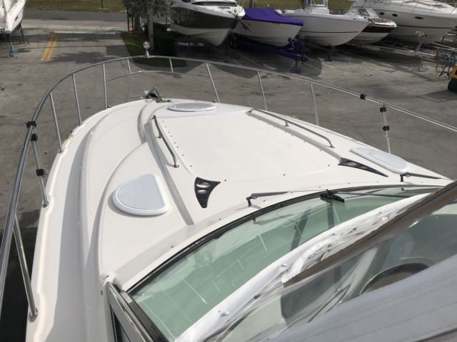 2006 Monterey 350 Sport Yacht Cruiser