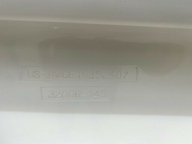 2007 Boston Whaler 320 Outrage Center Console