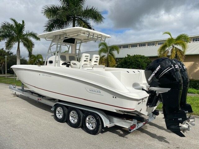 2007 Boston Whaler 320 Outrage Center Console