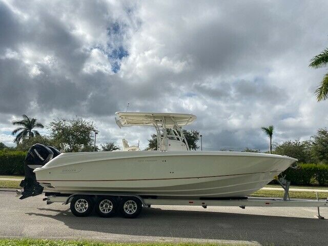2007 Boston Whaler 320 Outrage Center Console