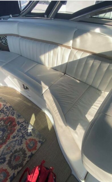 2007 COBALT BOATS 323 Cruiser