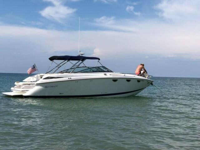 2007 COBALT BOATS 323 Cruiser