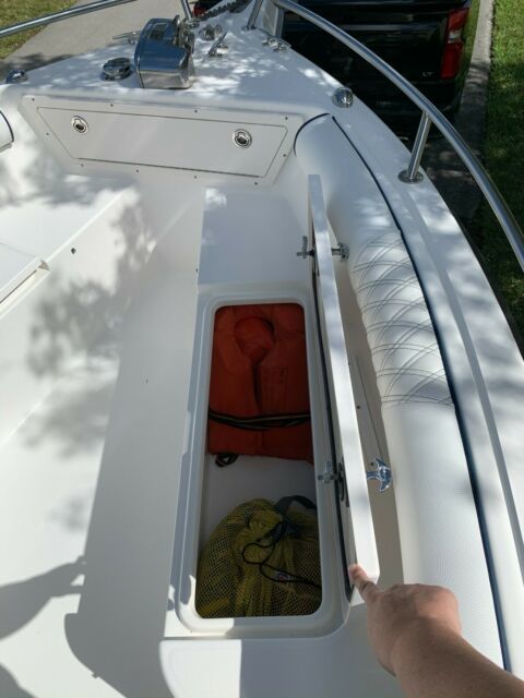 2008 Century 2200 Center Console