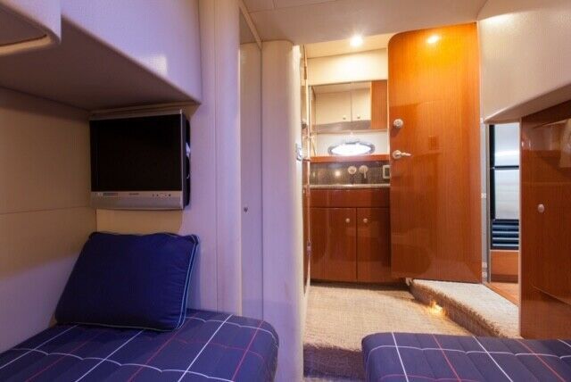 2008 Formula 45 Yacht Express Cruiser