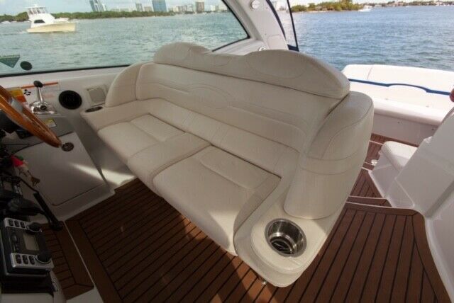 2008 Formula 45 Yacht Express Cruiser
