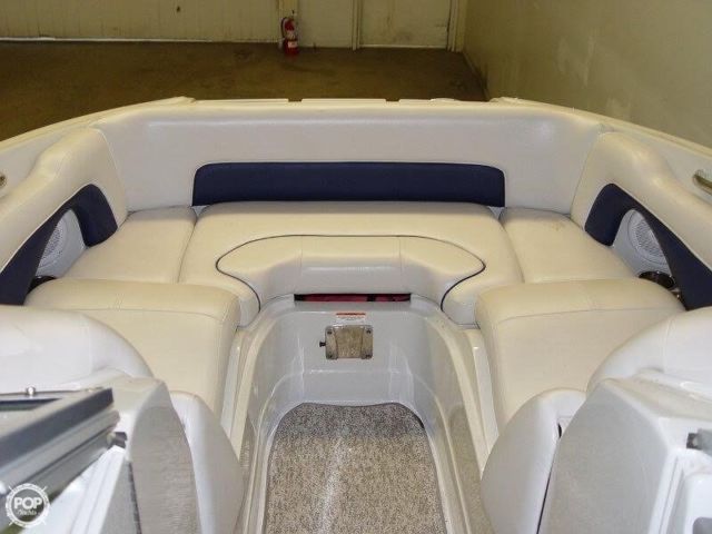 2011 Crownline E4 Deck