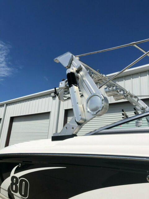 2011 Mastercraft X80 Bowrider