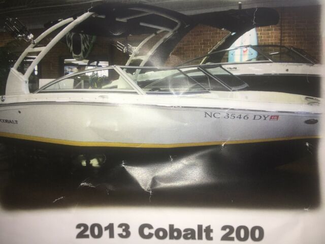 2013 Cobalt 200 Bowrider