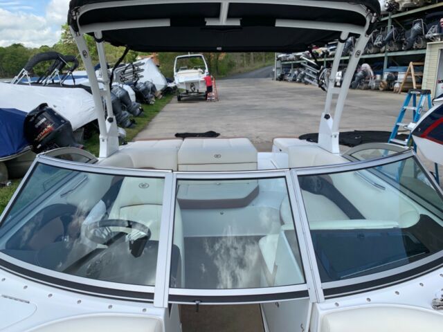 2013 Cobalt 200 Bowrider