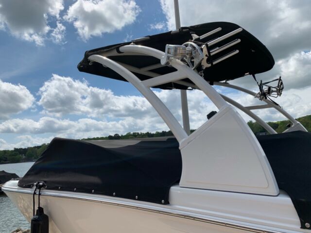 2013 Cobalt 200 Bowrider