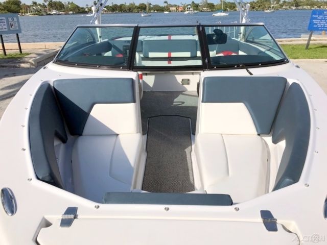 2013 FOUR WINNS H210 Runabout