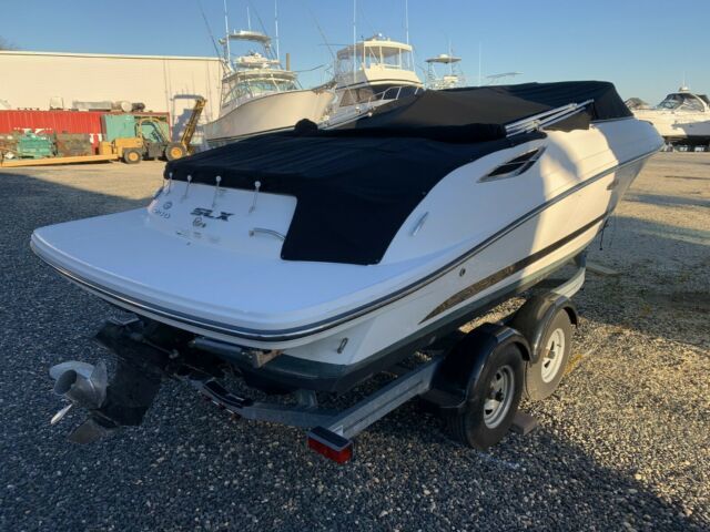 2013 Sea Ray Bowrider