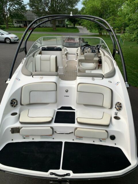 2013 Yamaha 242 Limited S Bowrider