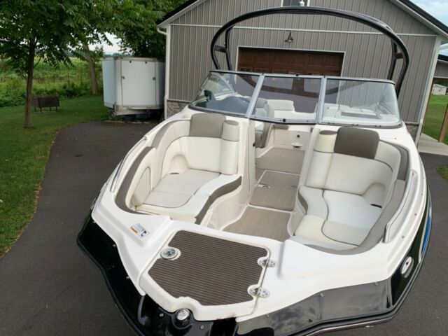 2013 Yamaha 242 Limited S Bowrider