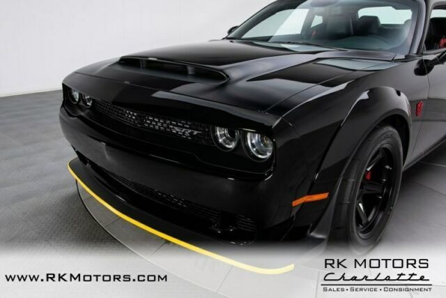 2018 Dodge Challenger 2dr Car