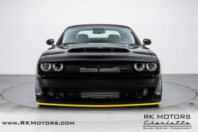 2018 Dodge Challenger 2dr Car