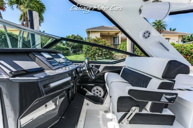 2018 Monterey Bowrider