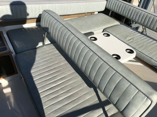 1986 Voyager Voyager Cuddie