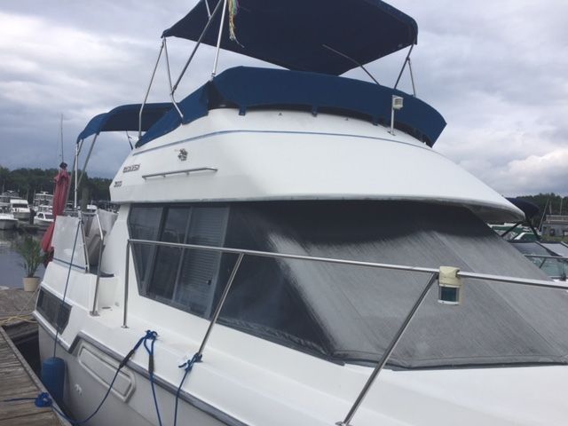 1994 Carver Boats 300 Aft Cabin