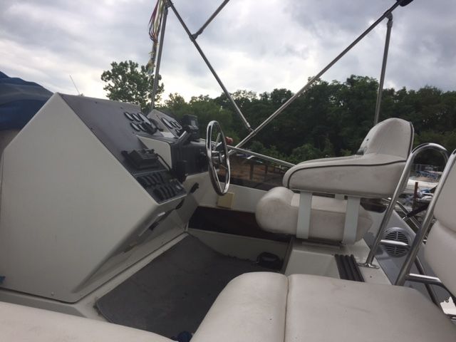 1994 Carver Boats 300 Aft Cabin