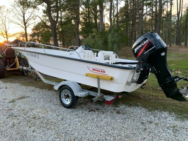 2004 Boston Whaler 150 Sport Awesome